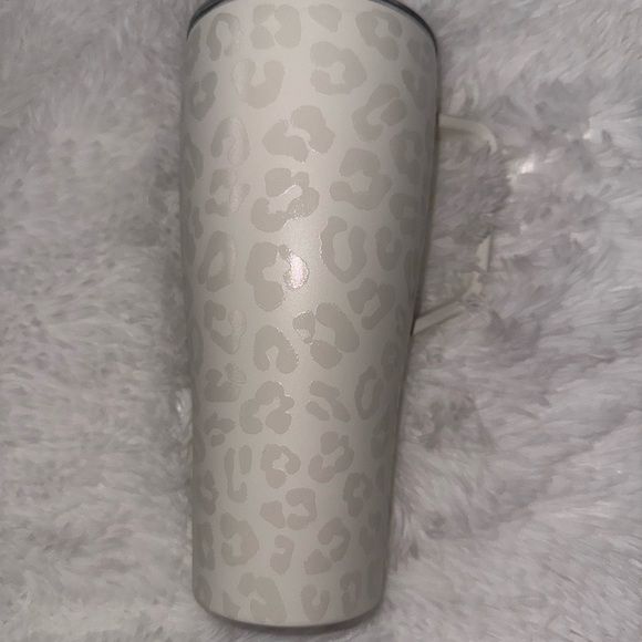 BrüMate toddy xl 32  limestone leopard Tumbler - Picture 1 of 7